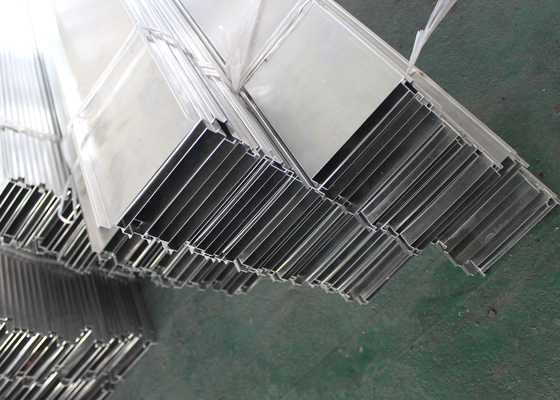 Màn chắn trần uốn nhôm U-Aluminum siêu bền cho trang trí trần